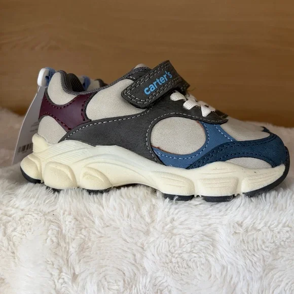 ✨$15 thru 3/31✨NWT•Carter's Johann Toddler Boys Casual Sneakers | Grey | 9T - Picture 2 of 10